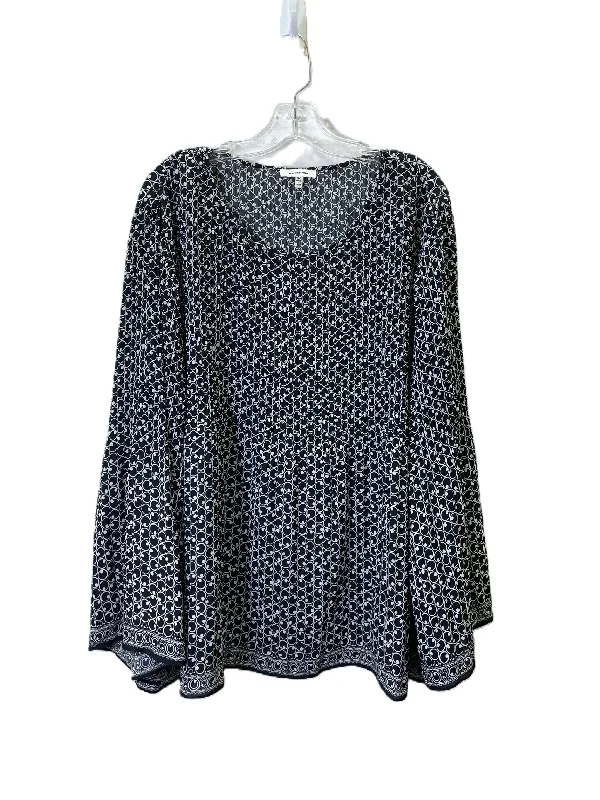 Top Long Sleeve By Max Studio In Black & White, Size: 3x Laid