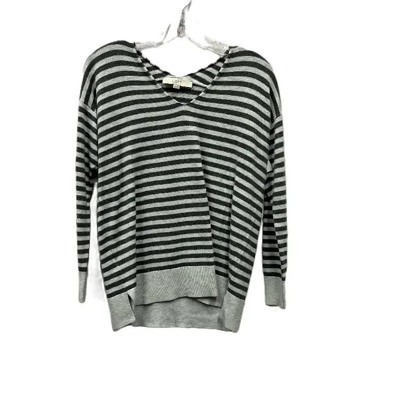 Top Long Sleeve By Loft In Grey, Size: Xs