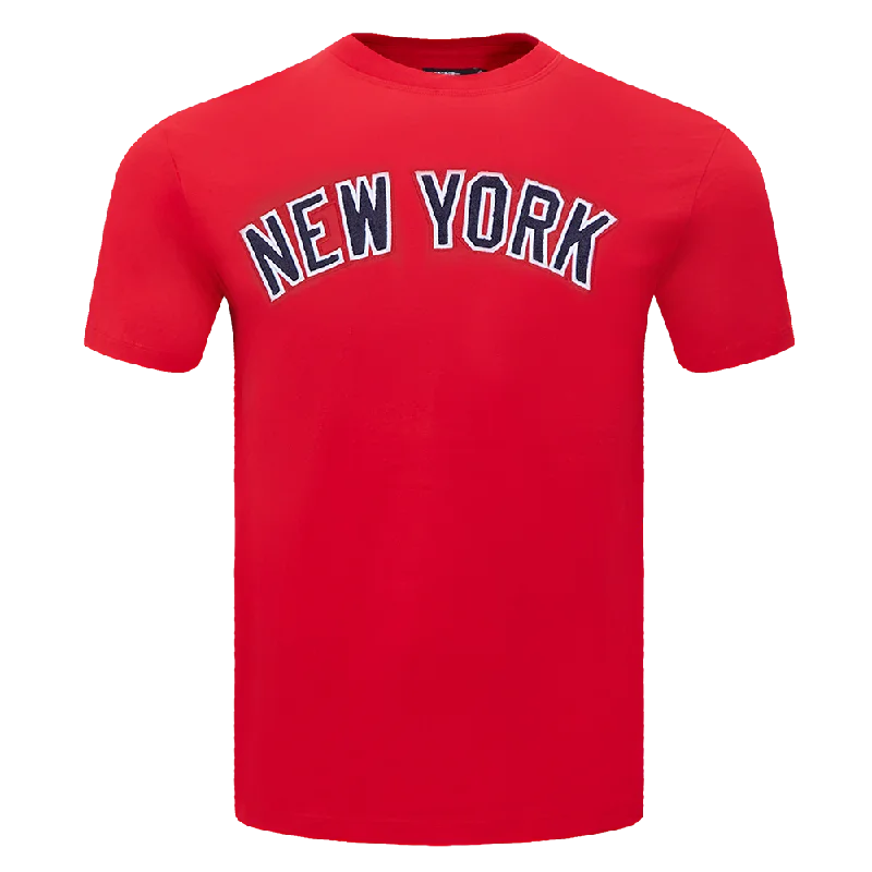 MLB NEW YORK YANKEES CLASSIC CHENILLE MEN'S   TOP (RED) Cozy Men's Sherpa